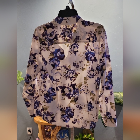 Chicos white with purple and blue flower button down shirt - Picture 2 of 4
